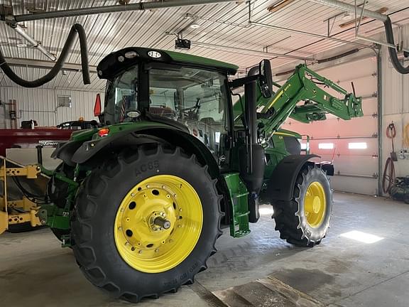 Image of John Deere 6R 155 equipment image 2