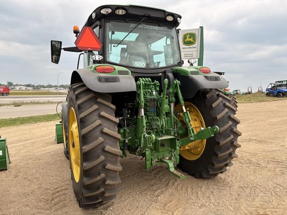 Image of John Deere 6R 155 equipment image 3