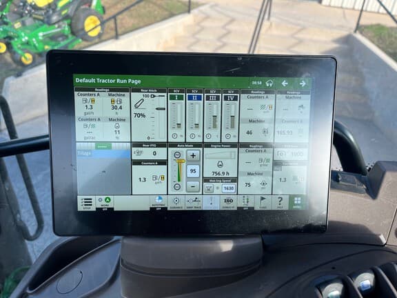 Image of John Deere 6R 155 equipment image 4