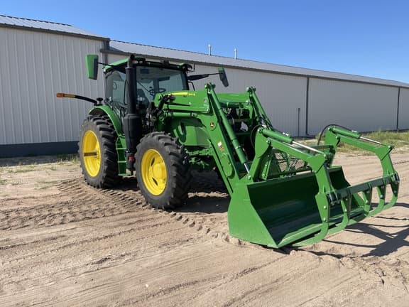 Image of John Deere 6R 155 equipment image 2