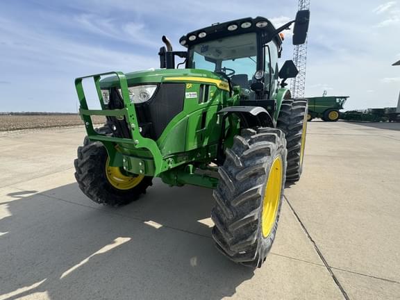 Image of John Deere 6R 155 equipment image 2