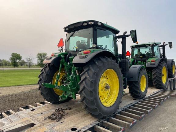 Image of John Deere 6R 155 equipment image 2