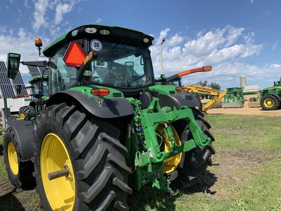 Image of John Deere 6R 165 equipment image 4
