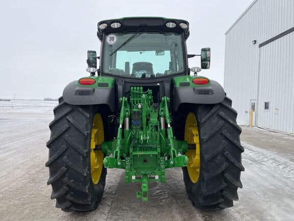 Image of John Deere 6R 175 equipment image 3