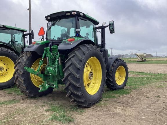 Image of John Deere 6R 175 equipment image 2