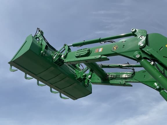 Image of John Deere 6R 175 equipment image 2