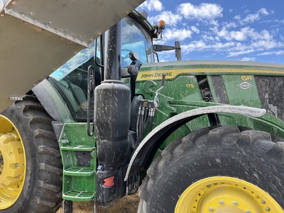 Image of John Deere 6R 175 equipment image 3