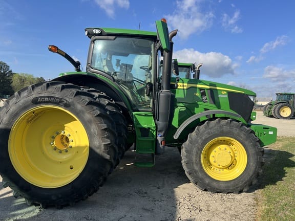 2024 John Deere 6R 195 Equipment Image0