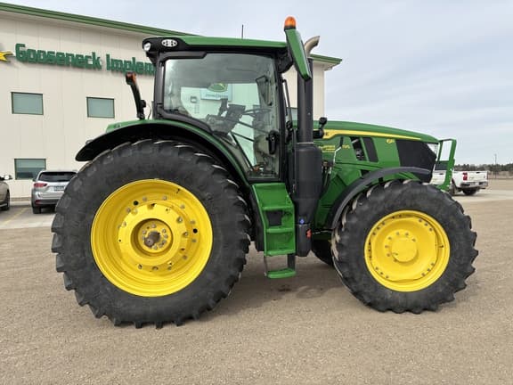 Image of John Deere 6R 195 equipment image 4