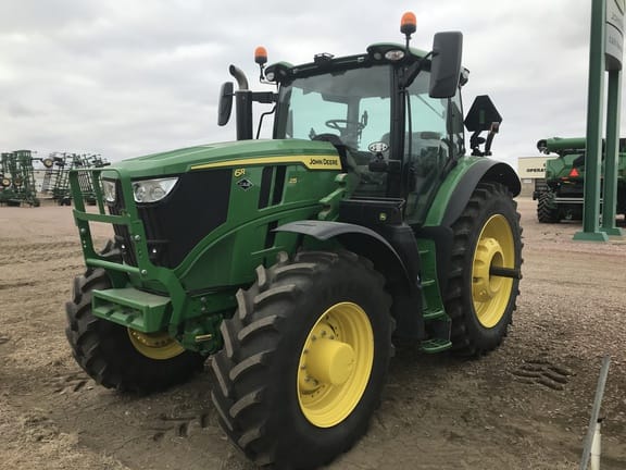2024 John Deere 6R 215 Equipment Image0