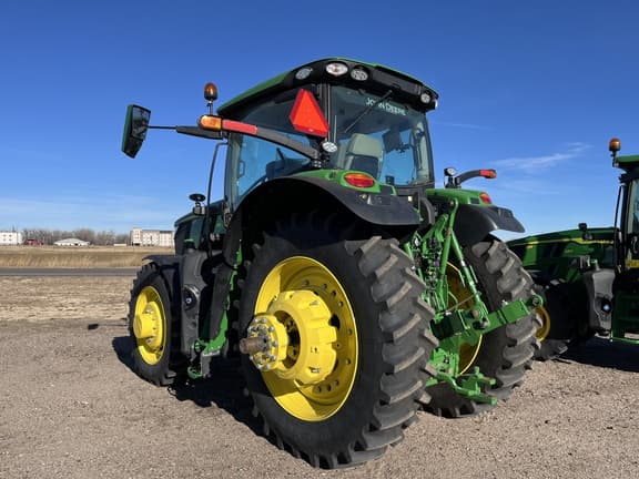 Image of John Deere 6R 215 equipment image 3