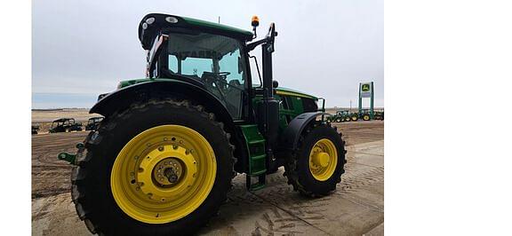 Image of John Deere 6R 215 equipment image 1