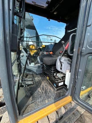 Image of John Deere 75P equipment image 4