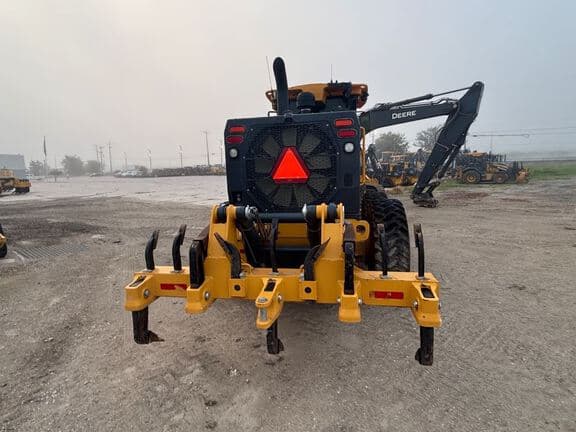 Image of John Deere 772G Primary image
