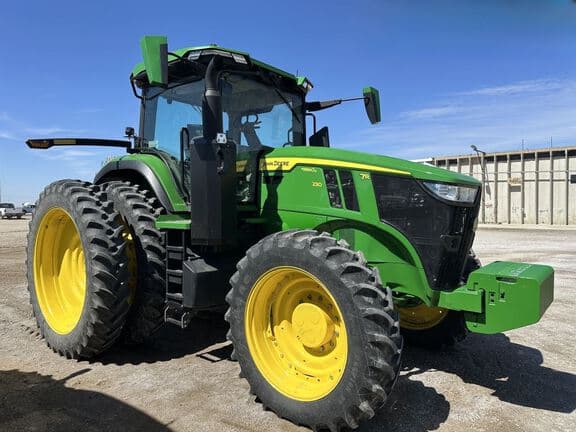 Image of John Deere 7R 230 equipment image 3