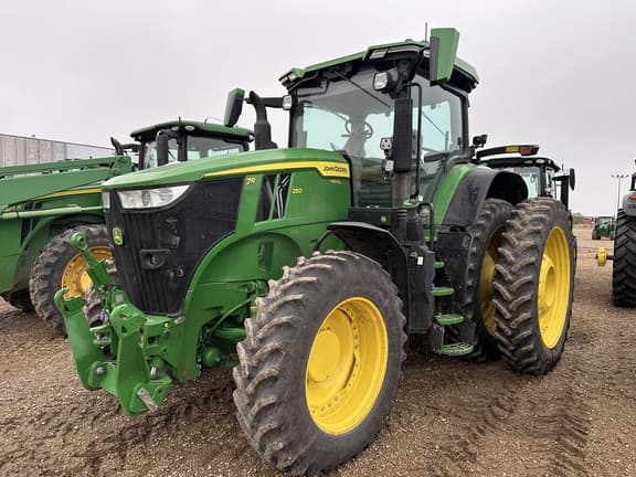 Image of John Deere 7R 250 equipment image 1