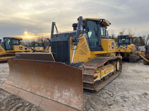 Image of John Deere 850L Primary image