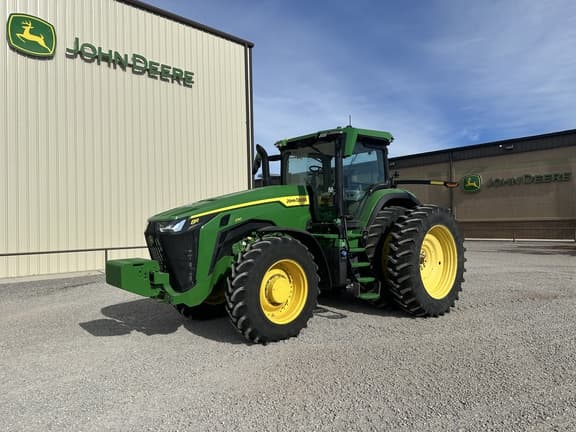 Image of John Deere 8R 230 Primary image