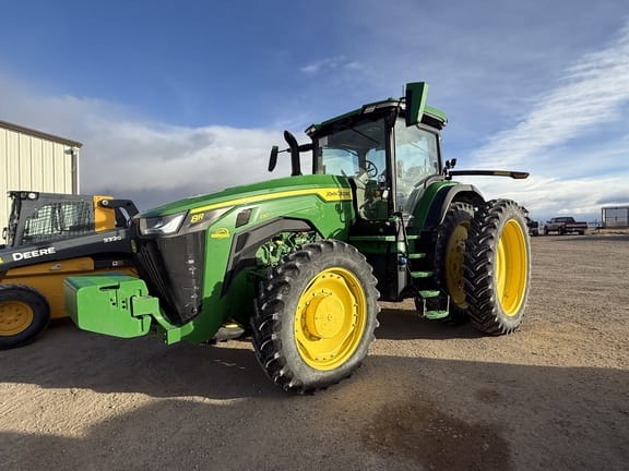 2024 John Deere 8R 230 Equipment Image0