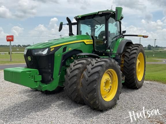 Image of John Deere 8R 250 equipment image 1