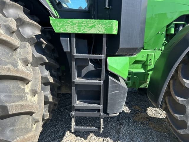 Image of John Deere 8R 250 equipment image 4