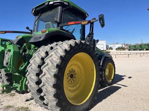 Image of John Deere 8R 250 equipment image 4