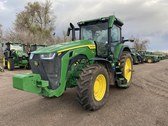 2024 John Deere 8R 250 Equipment Image0