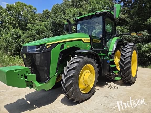 Image of John Deere 8R 250 equipment image 3