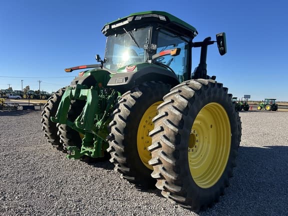 Image of John Deere 8R 250 equipment image 4