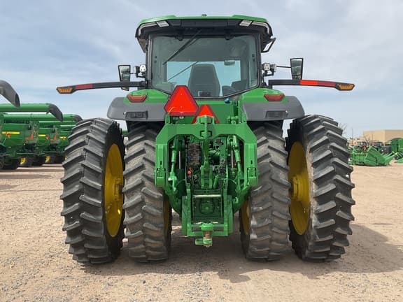 Image of John Deere 8R 250 equipment image 1