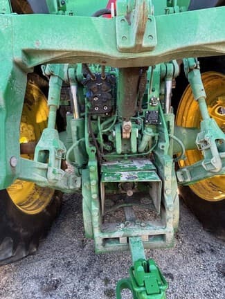 Image of John Deere 8R 250 equipment image 4