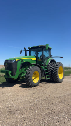 2024 John Deere 8R 250 Equipment Image0