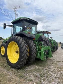 Image of John Deere 8R 280 equipment image 4