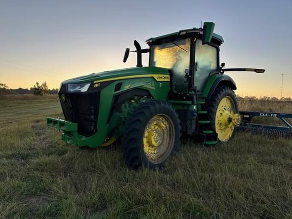 Image of John Deere 8R 280 equipment image 4
