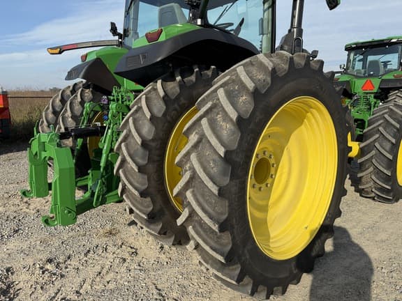 Image of John Deere 8R 280 equipment image 3