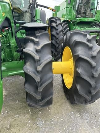 Image of John Deere 8R 280 equipment image 2