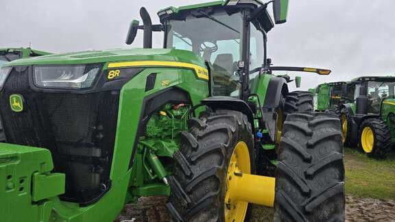 Image of John Deere 8R 280 equipment image 2