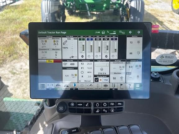 Image of John Deere 8R 310 equipment image 3