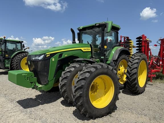 Image of John Deere 8R 310 equipment image 1