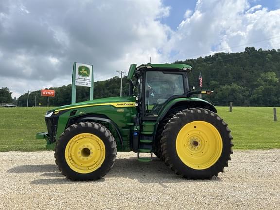 Image of John Deere 8R 310 equipment image 1