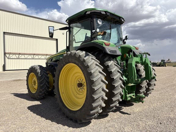 Image of John Deere 8R 340 equipment image 2