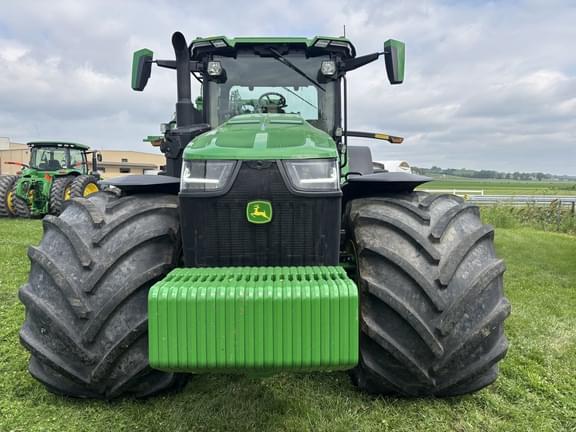 Image of John Deere 8R 340 equipment image 4