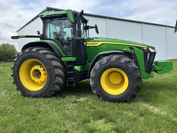 Image of John Deere 8R 340 equipment image 3