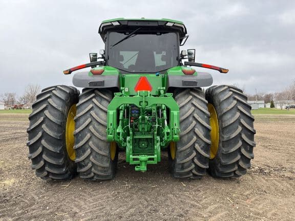 Image of John Deere 8R 340 equipment image 3