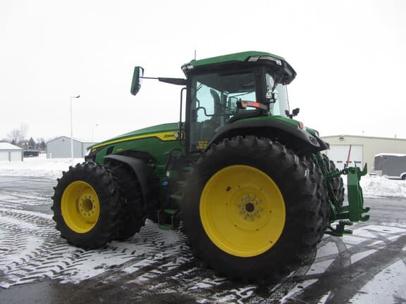 Image of John Deere 8R 340 equipment image 2