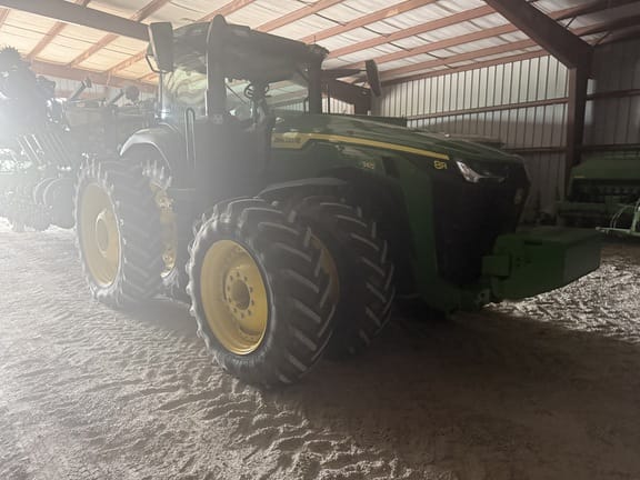 2024 John Deere 8R 340 Equipment Image0