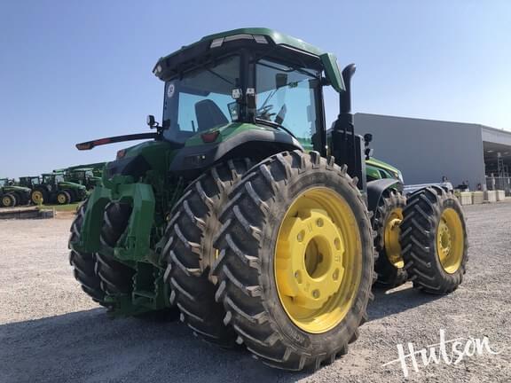 Image of John Deere 8R 340 equipment image 4