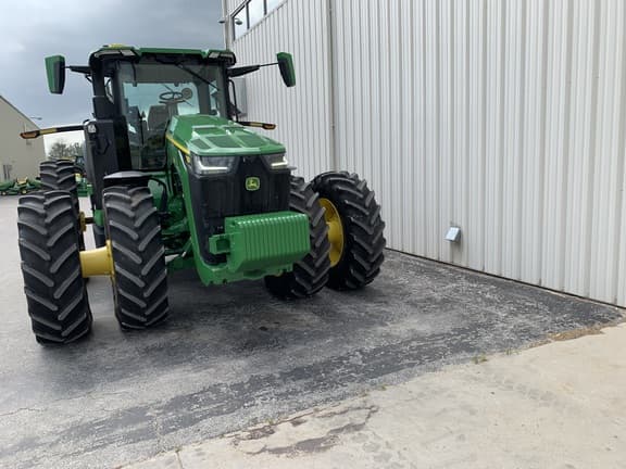 Image of John Deere 8R 340 equipment image 3