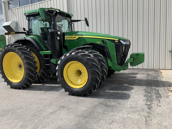 Image of John Deere 8R 340 equipment image 2