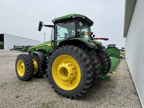 Image of John Deere 8R 340 equipment image 3